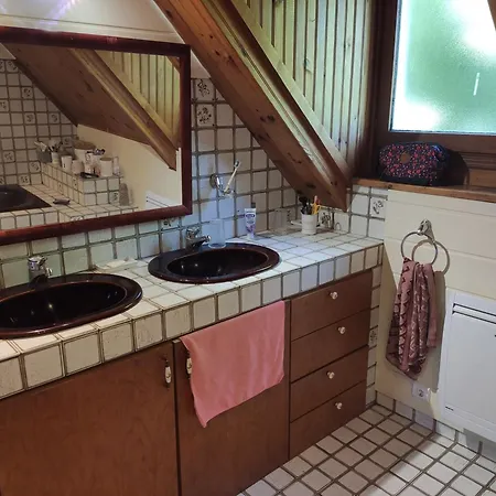 홈스테이 Propriete 15mn Du Circuit Des 24h, Avec Piscine, Parking Prive La Bazoge